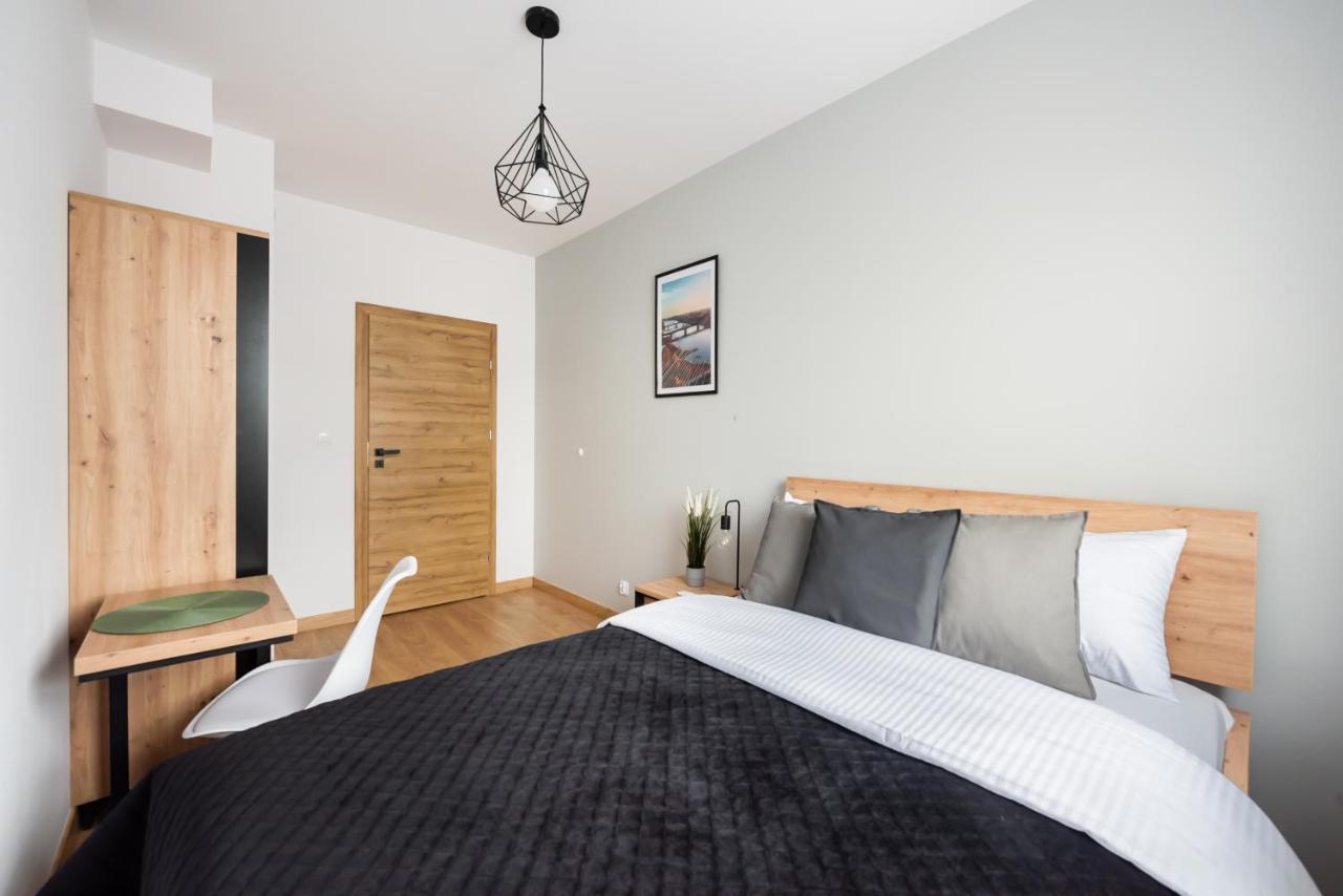 Wola Skwer Sunny Apartment Warsawa Bagian luar foto